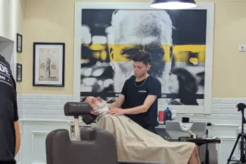 Carlos Conde Peluquería Barbería San Vicente Valencia