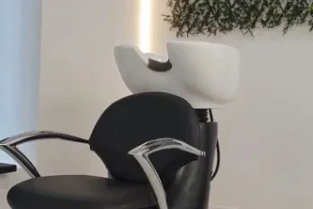 Adrian Mallo Hair Studio