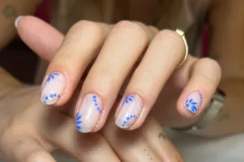 UÑAS Y BELLEZA