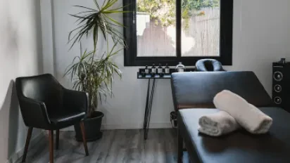 AAURA Beauty & Wellness