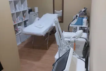 Melanie Anselmi Centro De Estética Y Belleza